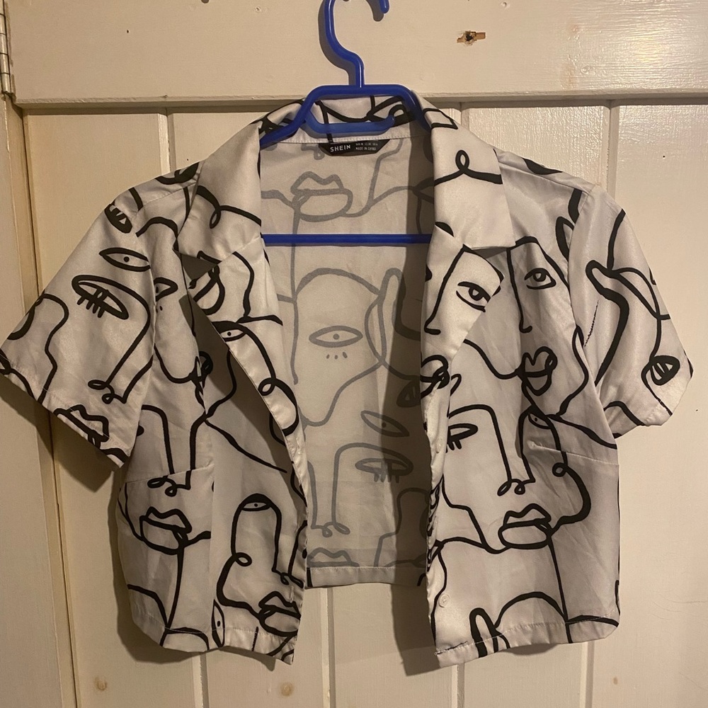 Medium Black and White Cropped SHEIN Button Up